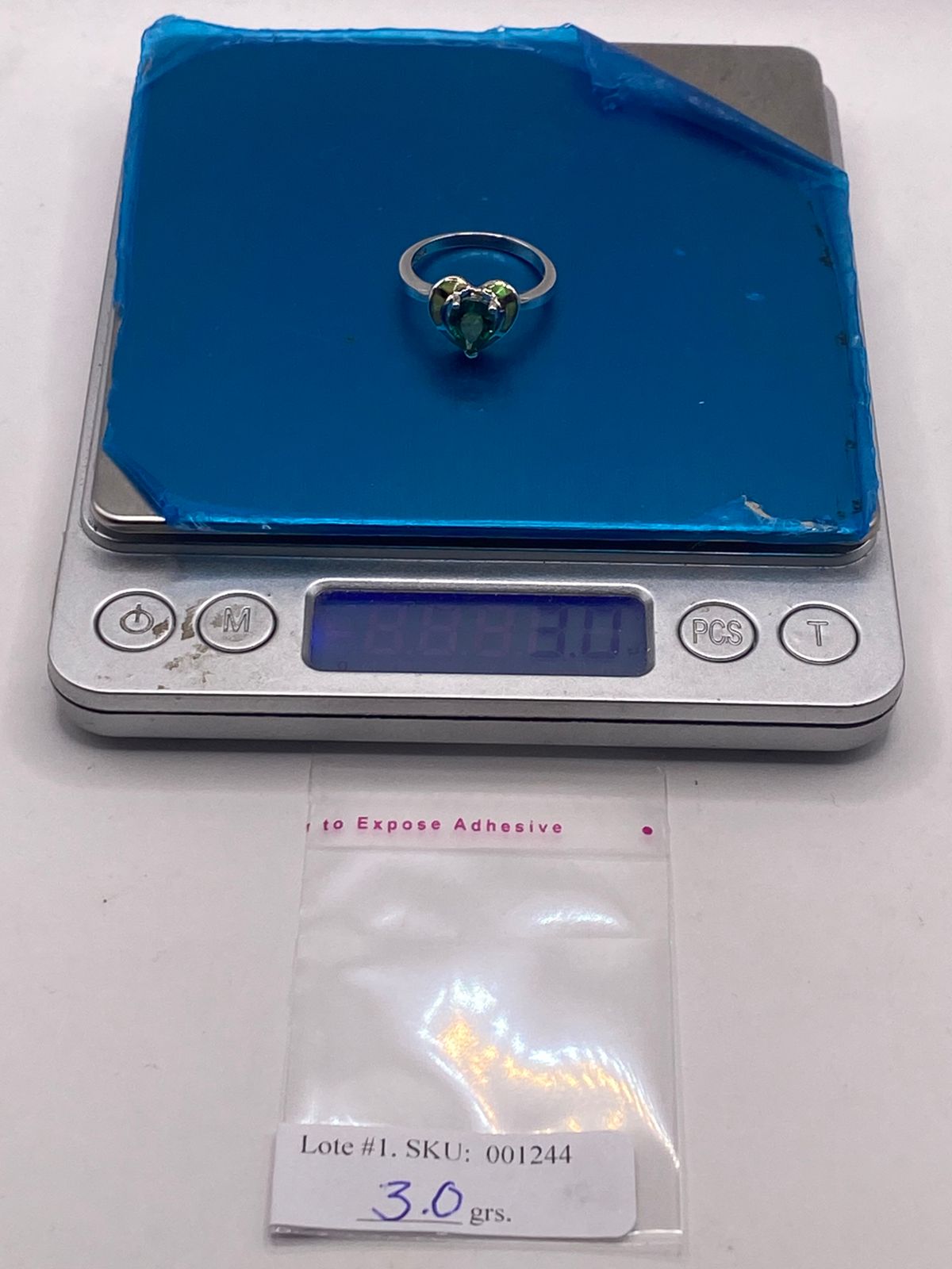 ANILLO CORAZÓN ÓPALO VERDE & ZIRCONIA ESMERALDA PLATA 925, peso en gramos (báscula)