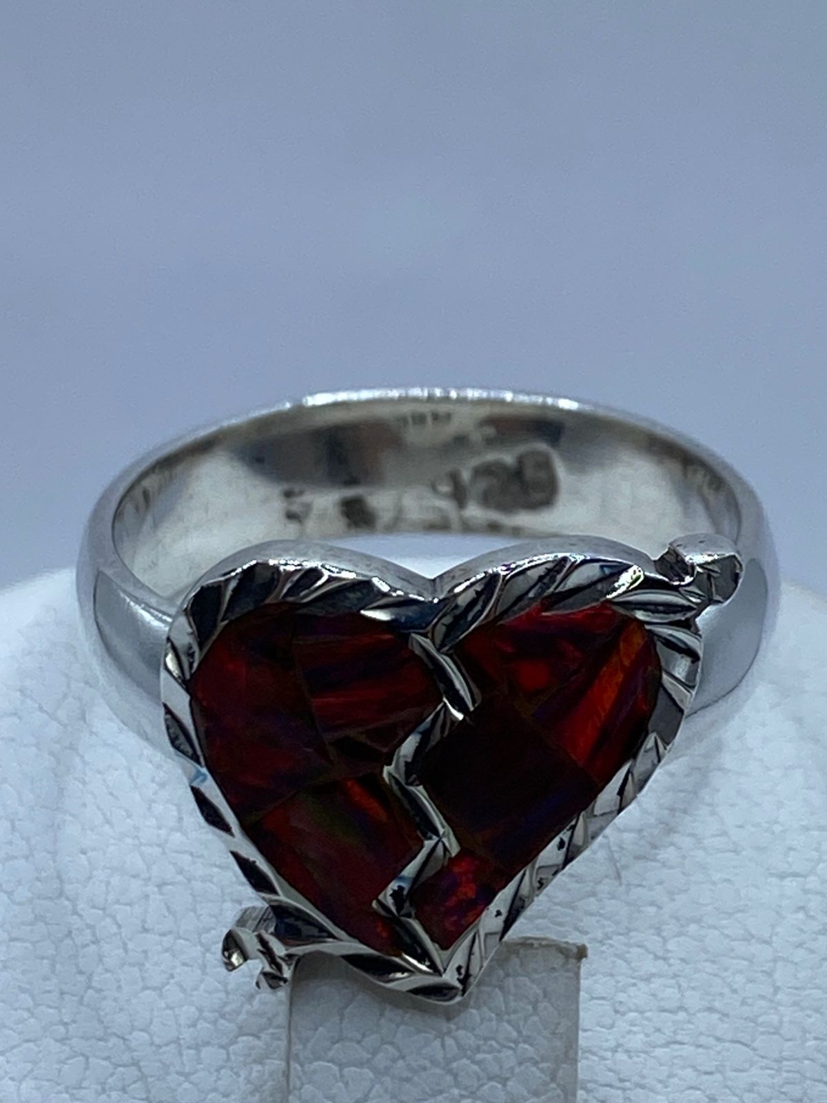 Anillo Corazón Partido de Plata Ley 925 con Ópalo de Fuego, sello de autenticidad Plata Ley .925