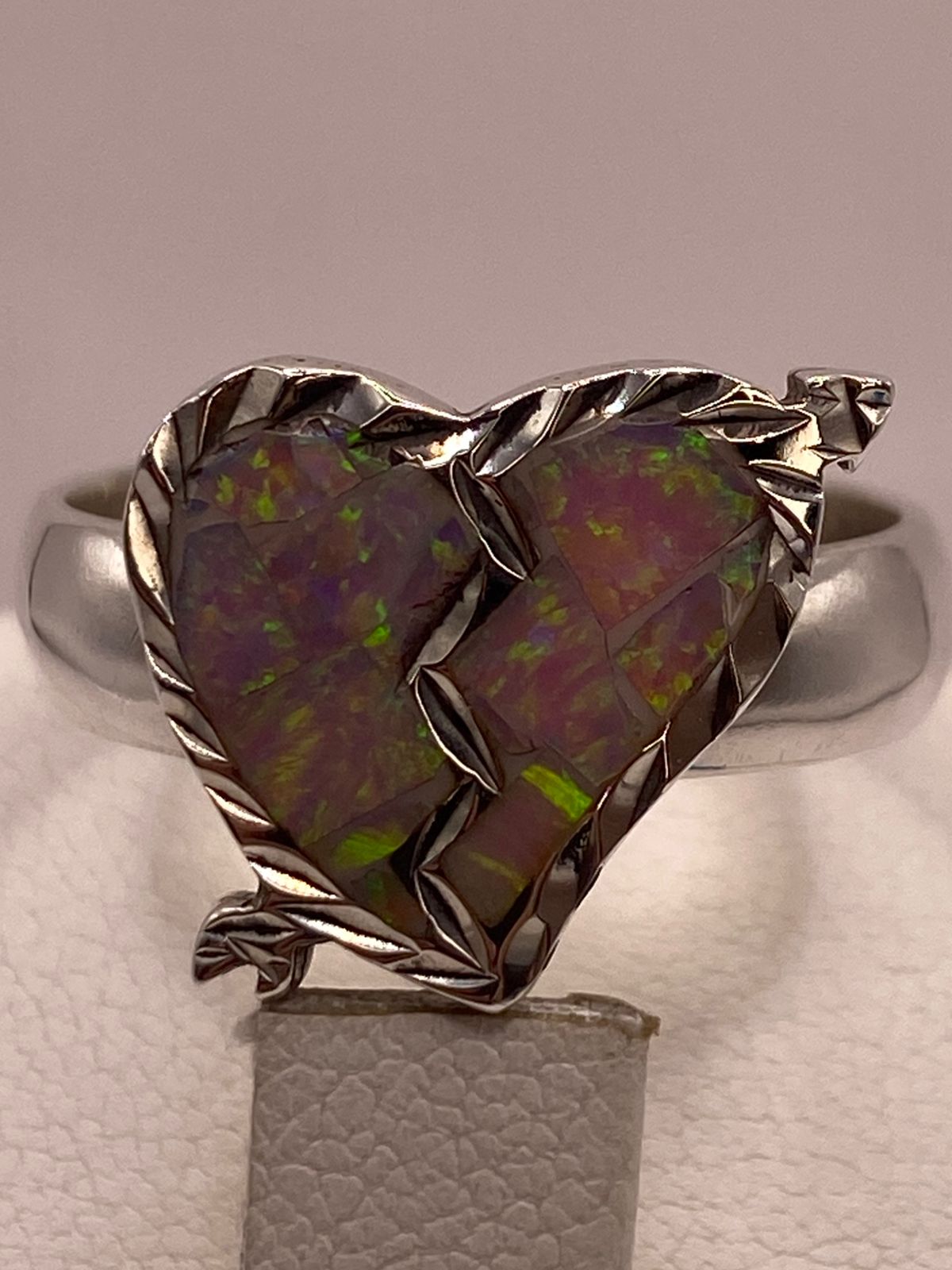 Anillo Corazón Partido de Plata Ley 950 con Ópalo de Fuego, sello de autenticidad Plata Ley .925