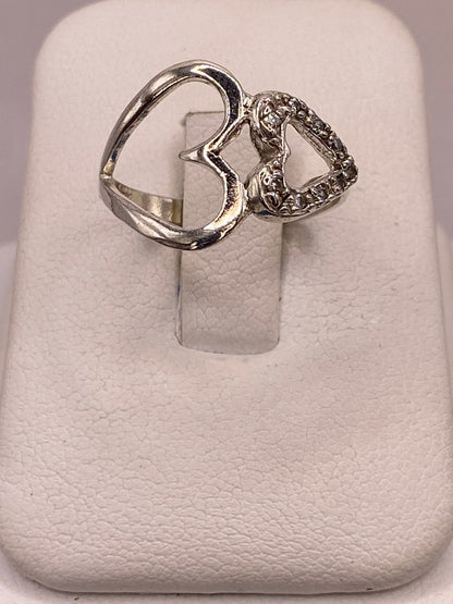 Anillo de Corazón de Plata Ley 925 con Zirconia, vista superior