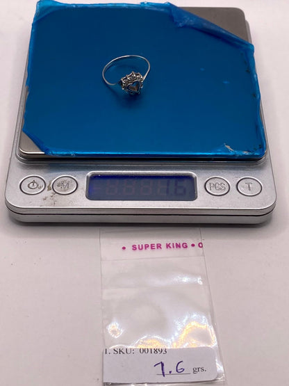 Anillo Corazón con Zirconias en Plata Ley 925, peso en gramos (báscula)