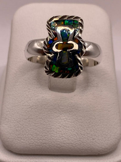 Anillo Cruz Moderna con Ópalo de Fuego Multicolor en Plata Ley .950, vista frontal