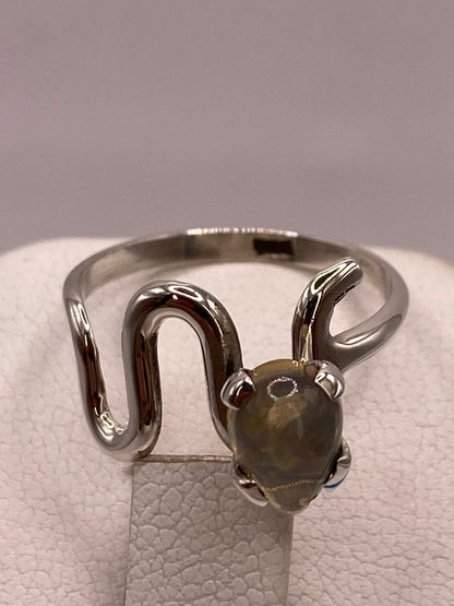 Anillo de Diseño Abierto de Plata Ley 925 con Ámbar Ahumado, sello de autenticidad Plata Ley .925