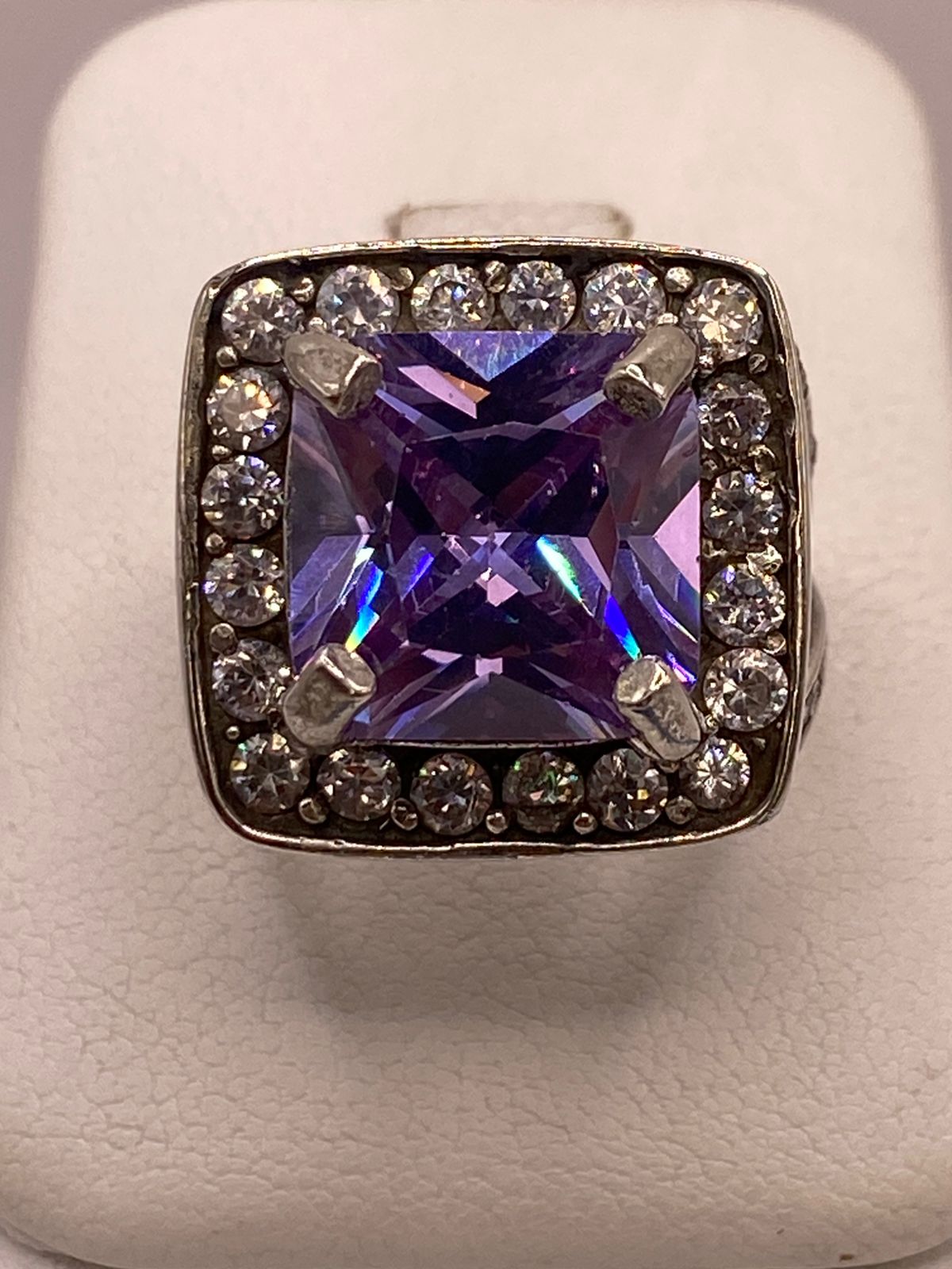 Anillo de Plata 925 Zirconia Morada Halo — Solitario Artesanal Taxco, vista frontal