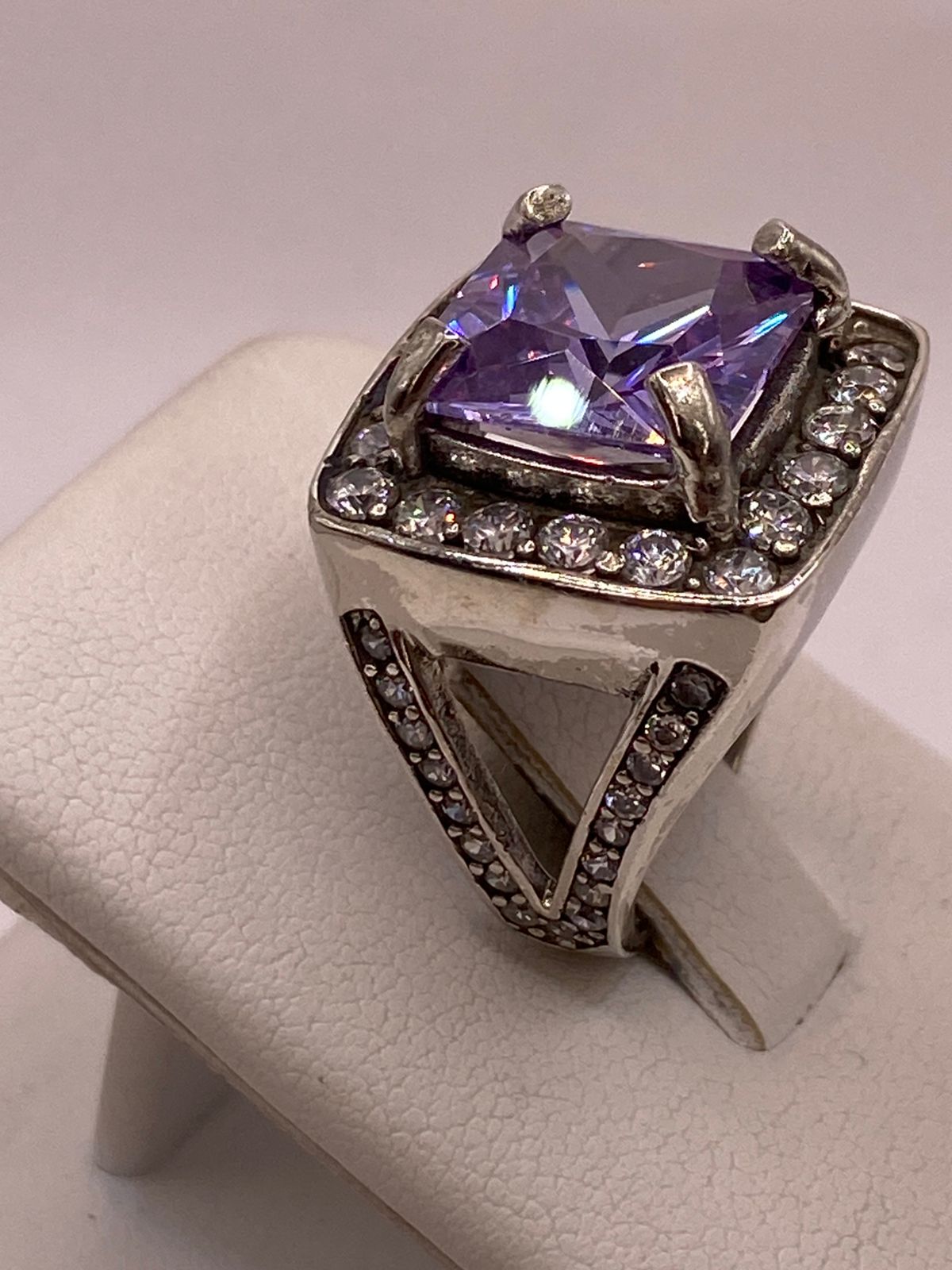 Anillo de Plata 925 Zirconia Morada Halo — Solitario Artesanal Taxco, vista superior