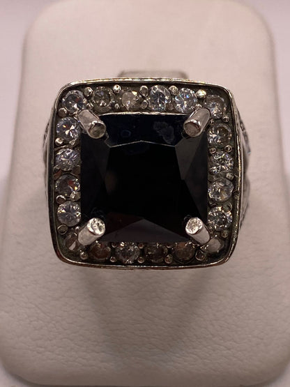 Anillo Elegante Cuadrado con Zirconia Negra Plata Ley 925, vista de detalle