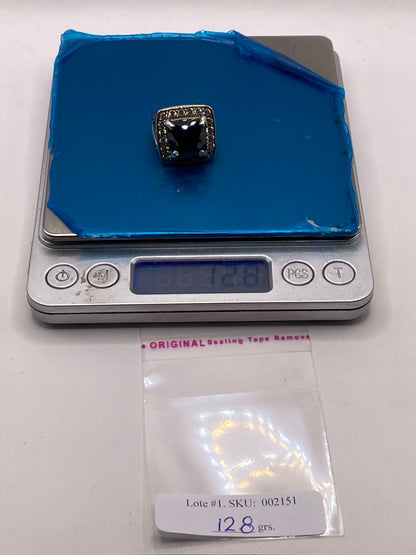 Anillo Elegante Cuadrado con Zirconia Negra en Plata Ley 925, peso en gramos (báscula)