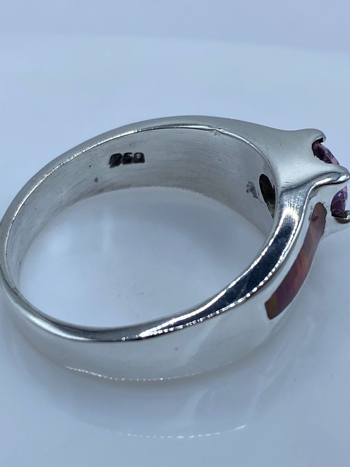 Anillo Elegante de Plata .950 con Ópalo de Fuego y Zirconia Rosa, sello de autenticidad Plata Ley .925