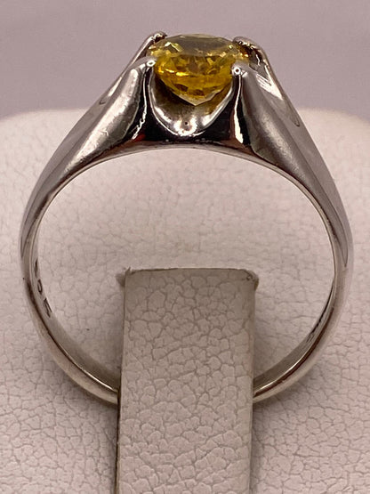 Anillo Elegante con Zirconia Amarilla en Plata Ley 925, vista posterior