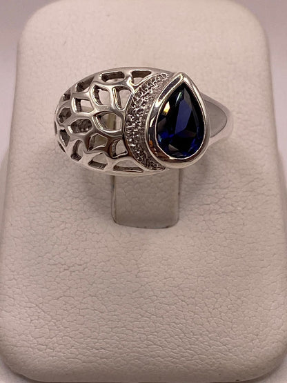 Anillo Elegante con Zirconia Azul en Plata Ley 950, vista frontal