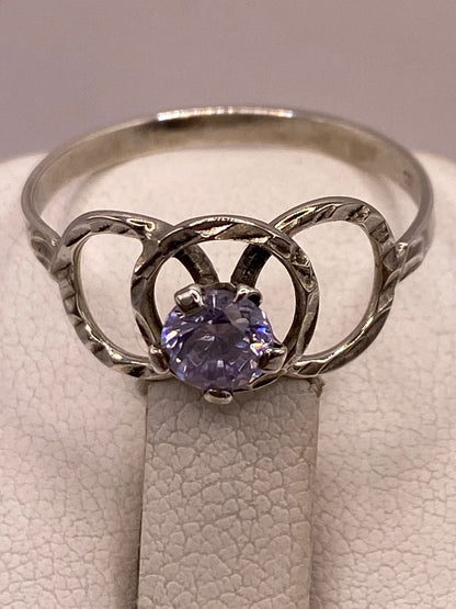 Anillo Elegante con Zirconia Lila en Plata Ley 925, sello de autenticidad Plata Ley .925