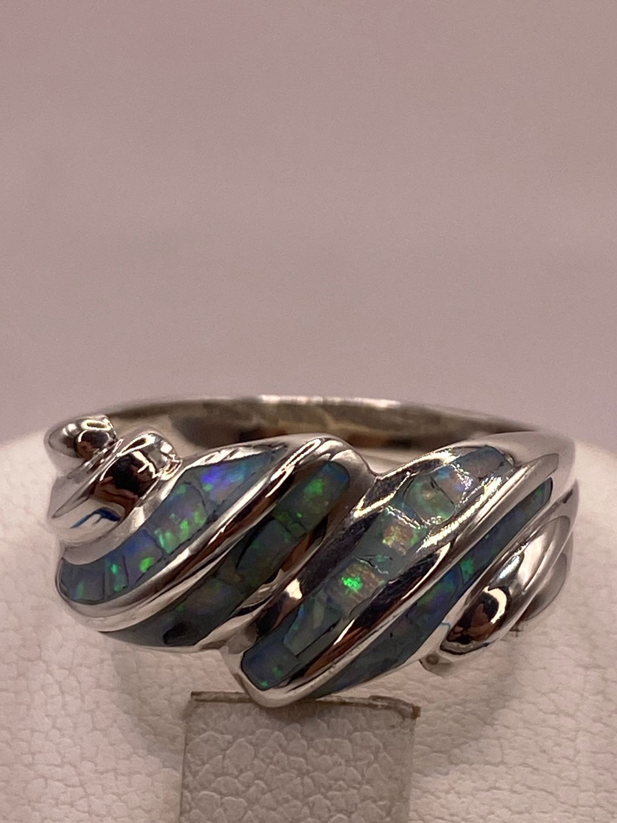 Anillo Envolvente de Plata Ley 950 con Ópalo de Fuego, vista superior