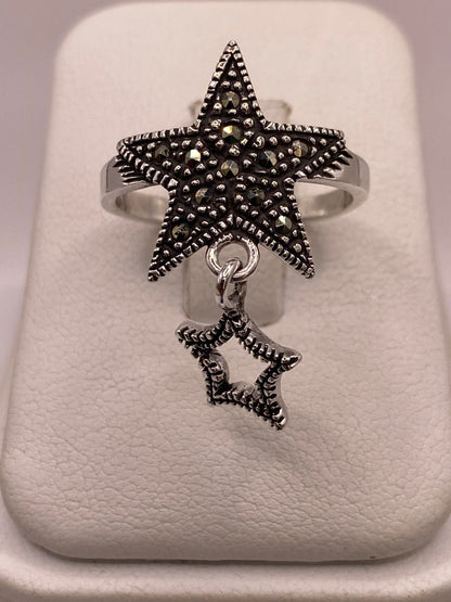 Anillo Estrella Colgante con Marquesitas en Plata Ley 925, vista de detalle