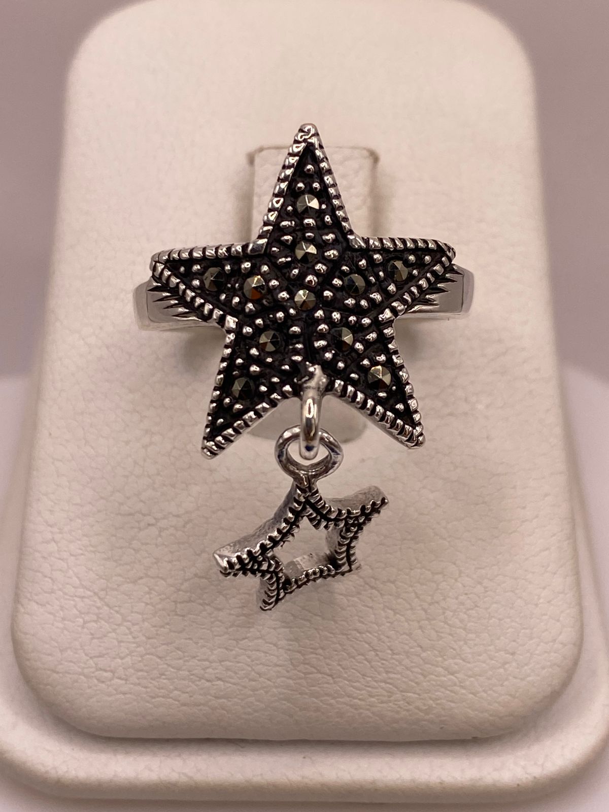 Anillo Estrella con Marquesitas en Plata Ley 925, vista frontal