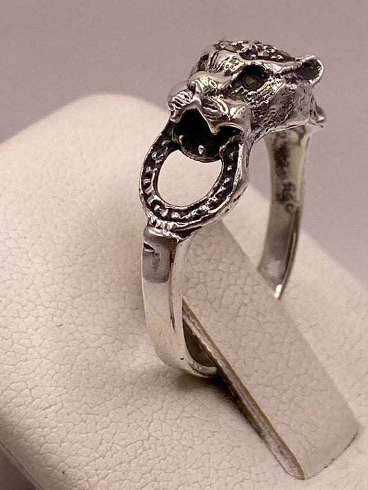 ANILLO FELINO VINTAGE CON MARQUESITAS EN PLATA LEY 925