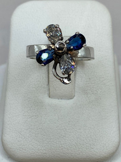 Anillo con Flor Giratoria en Plata 925, vista superior