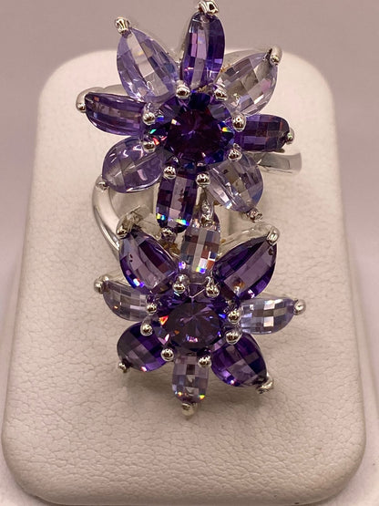 Anillo Floral Doble con Zirconias Moradas en Plata Ley 925, vista frontal