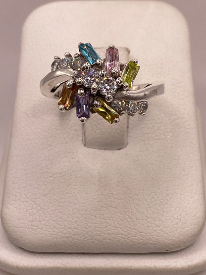 Anillo Floral Moderno Multicolor con Zirconias en Plata Ley 925, vista superior