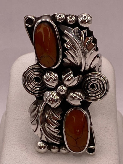 Anillo Floral de Plata Ley 925 con Cornalina, sello de autenticidad Plata Ley .925