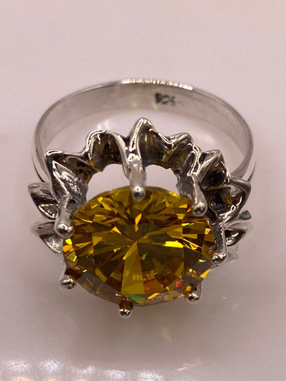 Anillo Floral de Plata Ley 925 con Zirconia, sello de autenticidad Plata Ley .925