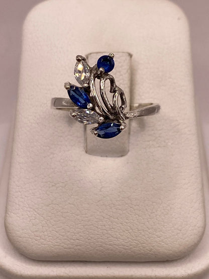 Anillo Floral con Zirconias Azules en Plata Ley 925, vista superior