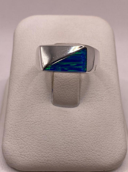 Anillo Geométrico de Ópalo Azul y Verde en Plata Ley 950 — ángulo diagonal