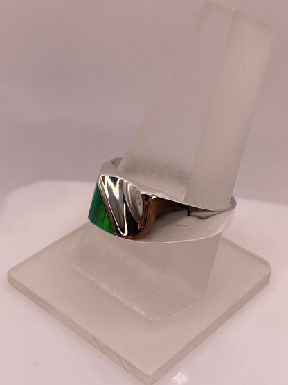 Anillo Geométrico de Plata Ley 925 con Ópalo de Fuego, vista frontal