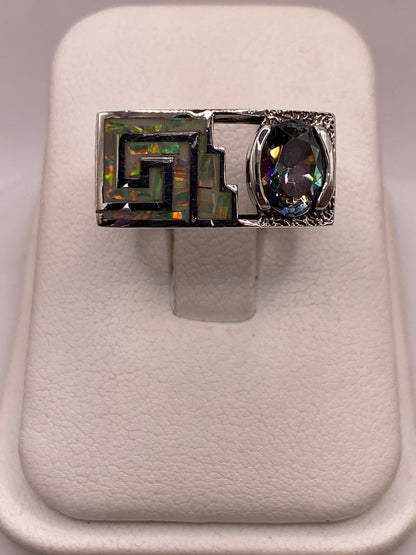 Anillo Geométrico de Plata Ley 925 con Ópalo de Fuego y Zirconia Tornasol, vista de detalle