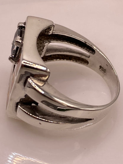 Anillo Geométrico de Plata Ley 950 con Ópalo de Fuego y Zirconia Tornasol, sello de autenticidad Plata Ley .925