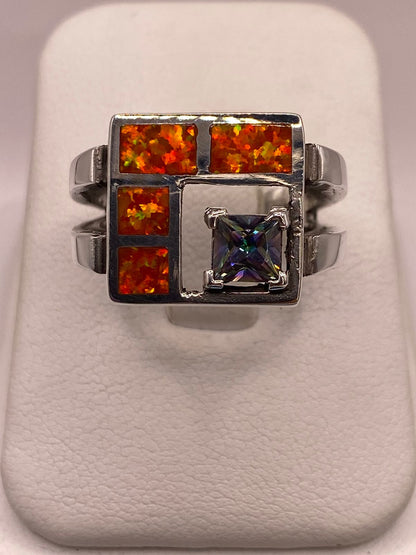 Anillo Geométrico de Plata Ley 950 con Ópalo de Fuego y Zirconia Tornasol, vista superior