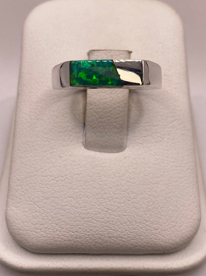 Anillo Geométrico de Plata Ley 950 con Ópalo Verde — ángulo diagonal