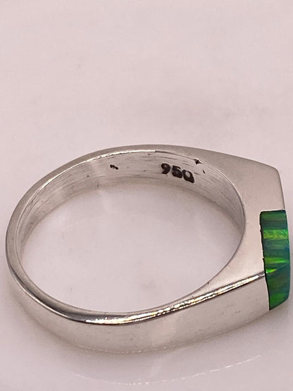 Anillo Geométrico de Plata Ley 950 con Ópalo Verde, sello de autenticidad Plata Ley .925