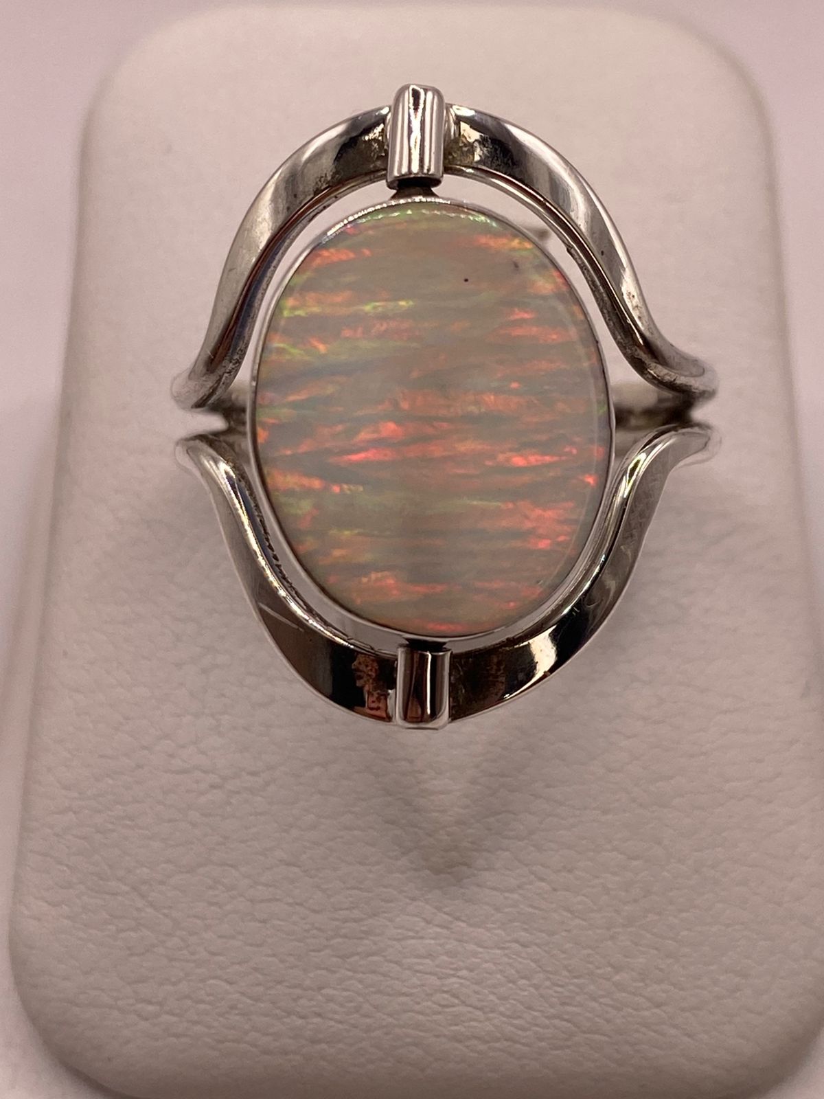 ANILLO GIRATORIO DOBLE VISTA DE ÓPALO DE FUEGO EN PLATA .925, vista superior