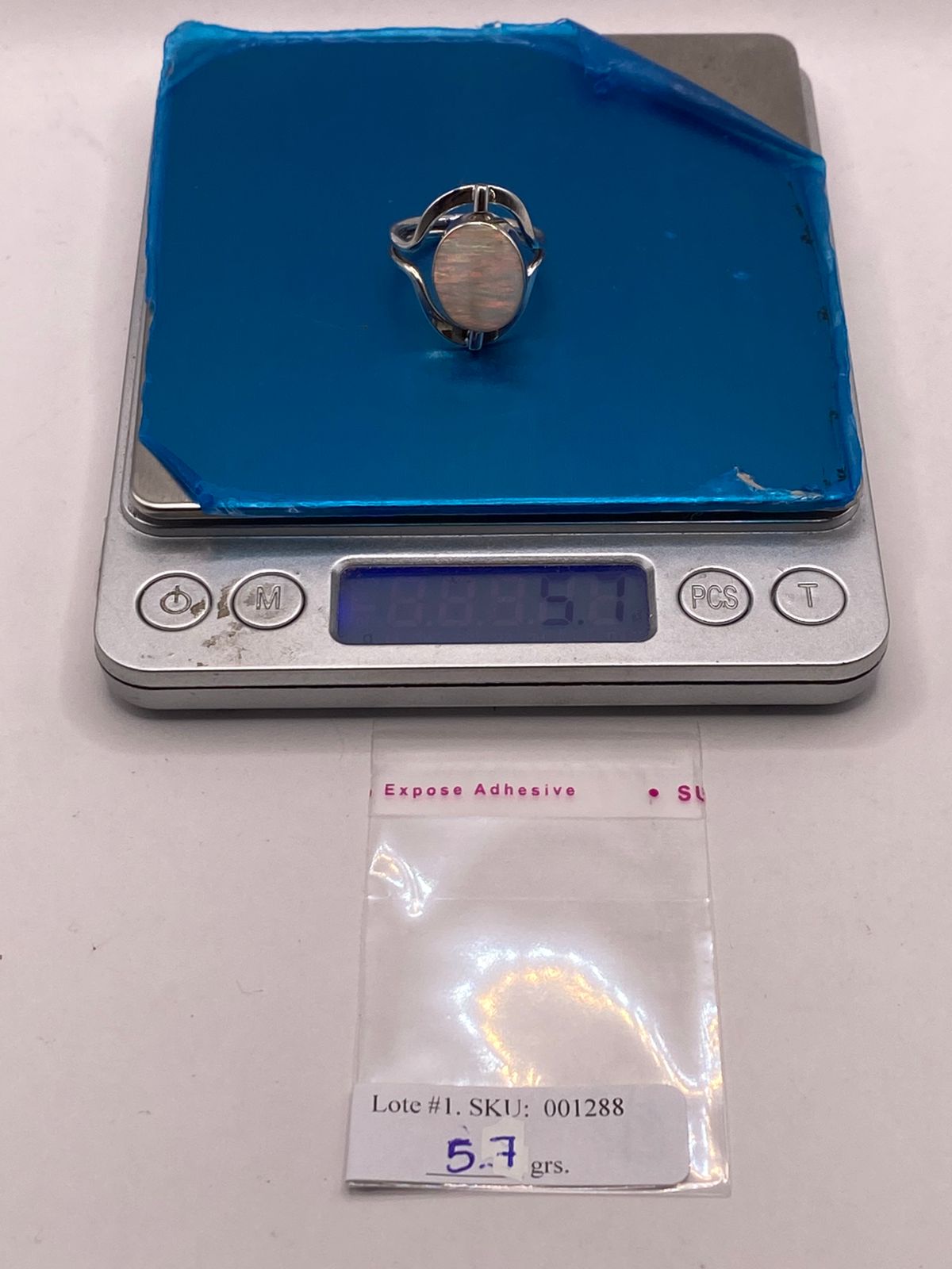 ANILLO GIRATORIO DOBLE VISTA DE ÓPALO DE FUEGO EN PLATA .925, peso en gramos (báscula)