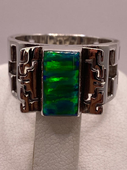 Anillo Greca Calada con Ópalo Azul y Verde en Plata Ley 950, vista superior