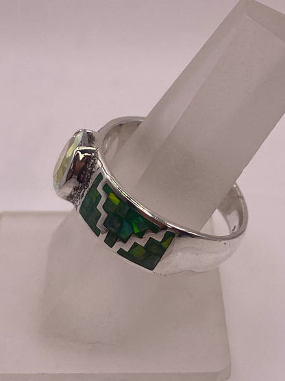 Anillo Greca Escalonada Ópalo Verde & Zirconia Cristal Arcoíris Plata 950, vista de detalle