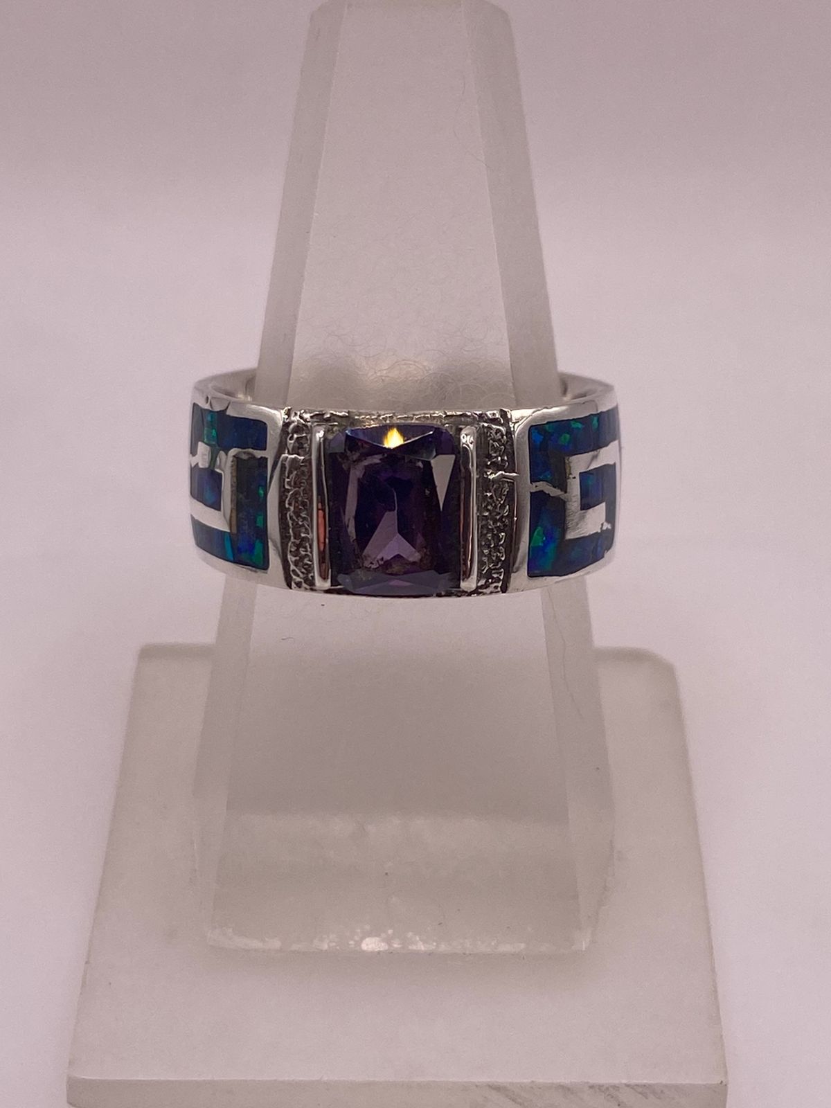 Anillo Greca Ópalo Azul Noche & Zirconia Amatista Plata 925, vista lateral