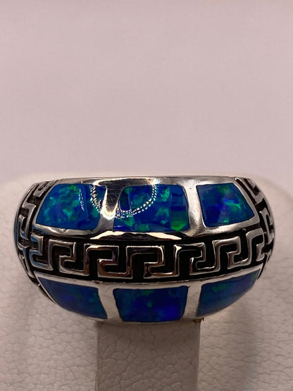 Anillo Greca de Plata Ley 950 con Ópalo de Fuego, vista de detalle