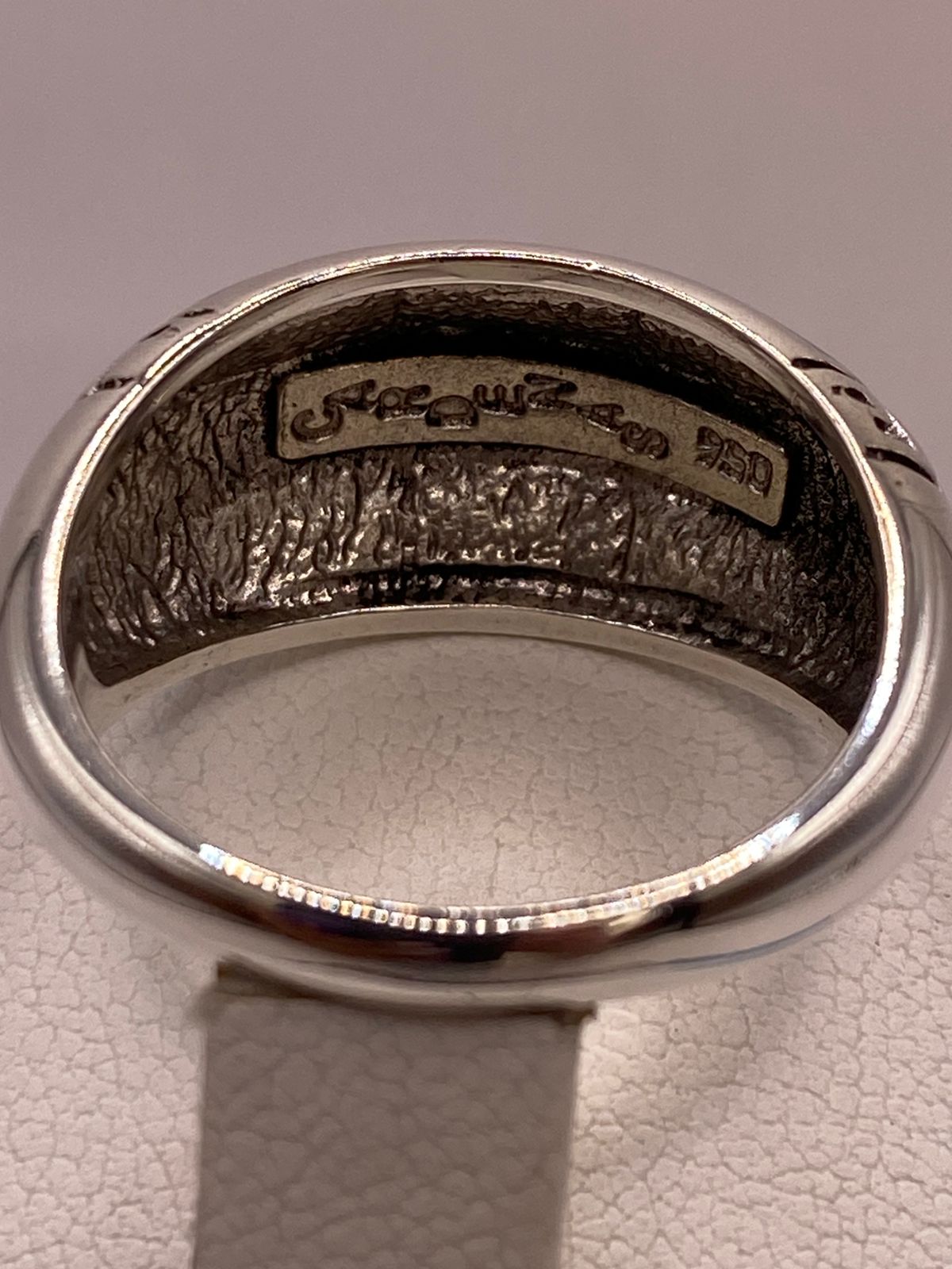 Anillo Greca de Plata Ley 950 con Ópalo de Fuego Azul Cielo, sello de autenticidad Plata Ley .925