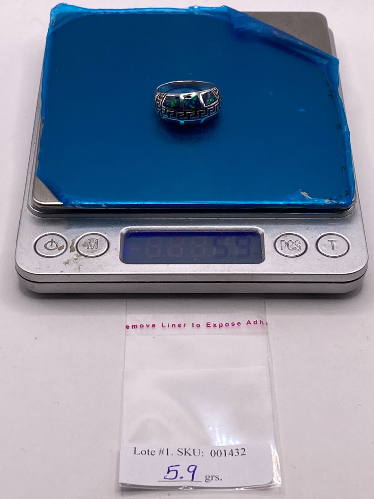 Anillo Greca de Plata Ley 950 con Ópalo de Fuego Azul Marino, peso en gramos (báscula)