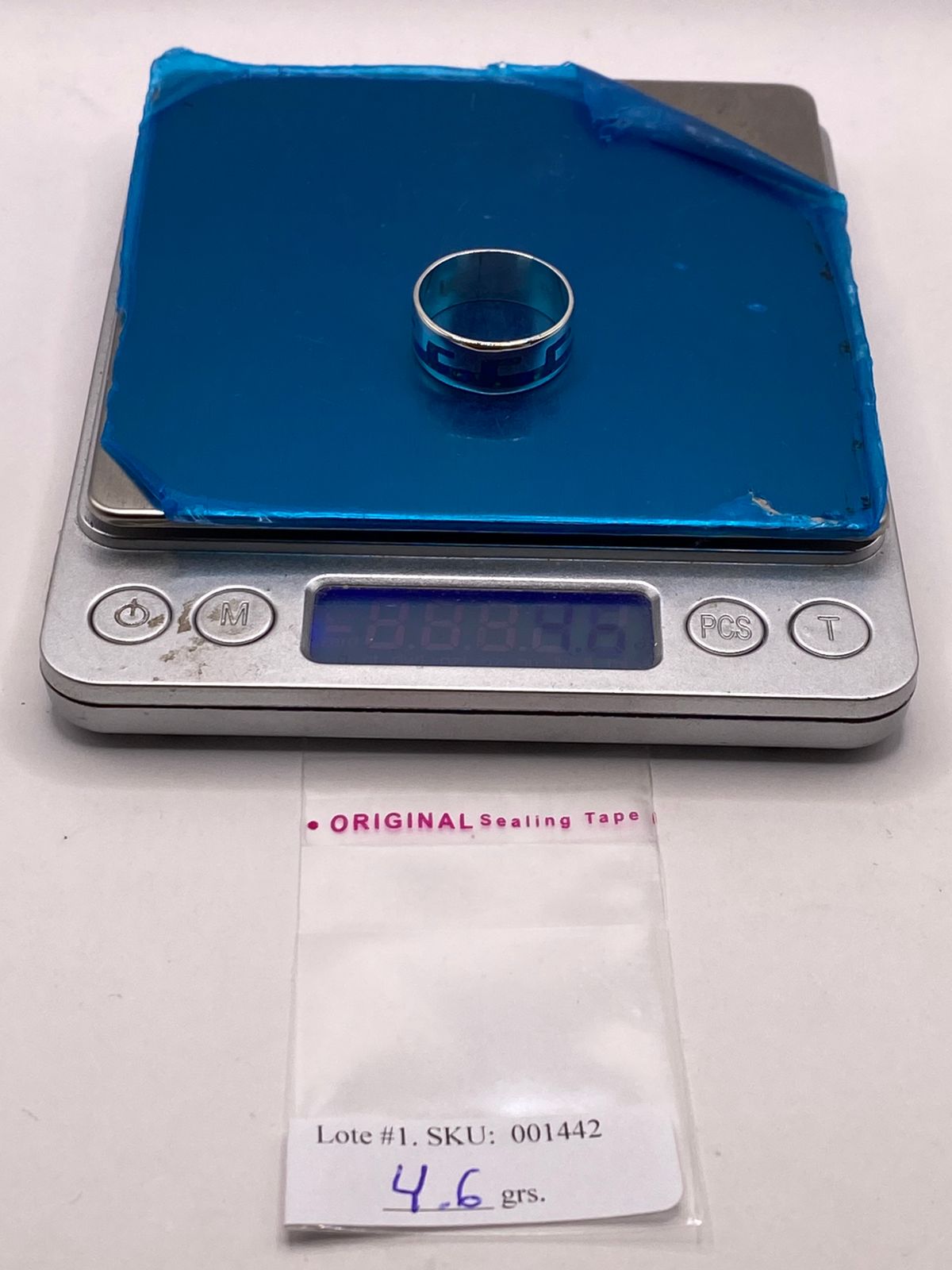 Anillo Greca de Plata Ley 950 con Ópalo de Fuego Azul Marino, peso en gramos (báscula)