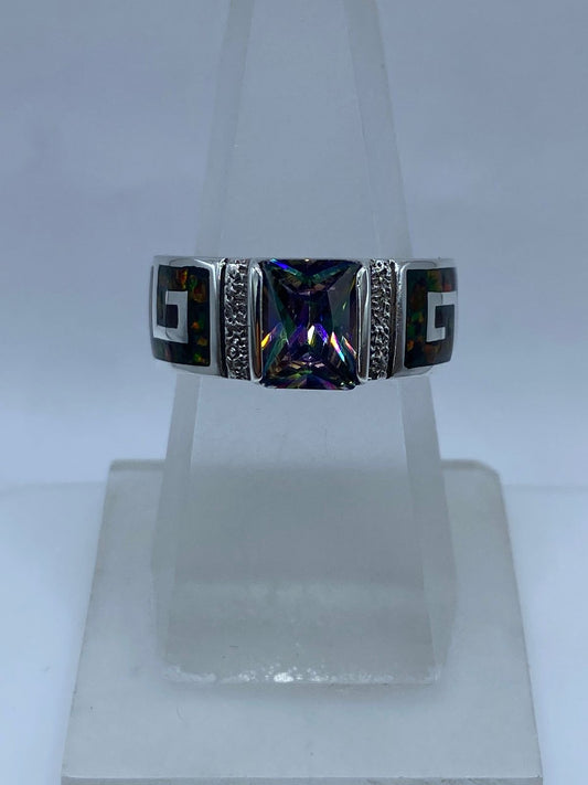 Anillo Greca de Plata .950 con Ópalo de Fuego y Zircona Multicolor — ángulo diagonal