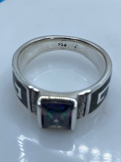 Anillo Greca de Plata .950 con Ópalo de Fuego y Zircona Multicolor, sello de autenticidad Plata Ley .925