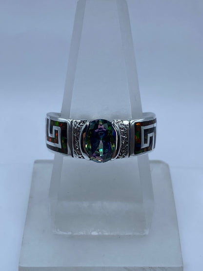Anillo Greca de Plata .950 con Ópalo de Fuego y Zirconia Tornasol — ángulo diagonal