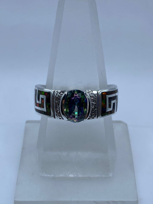 Anillo Greca de Plata .950 con Ópalo de Fuego y Zirconia Tornasol — ángulo diagonal