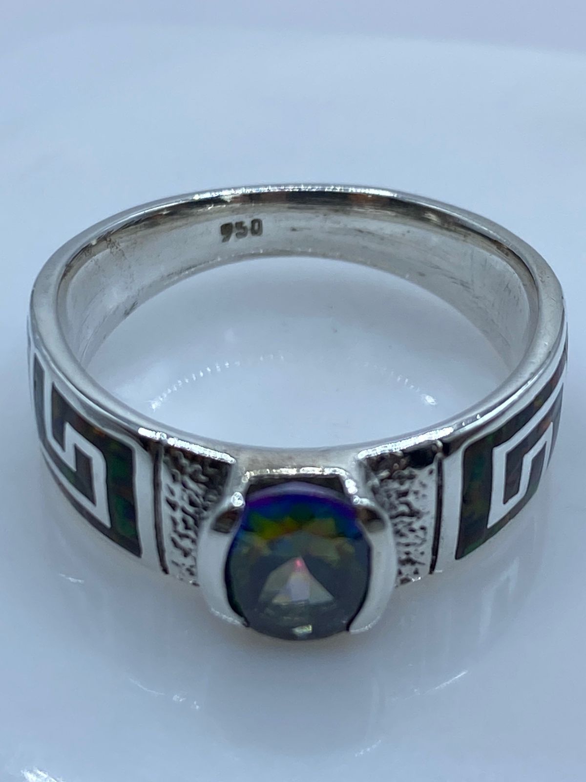 Anillo Greca de Plata .950 con Ópalo de Fuego y Zirconia Tornasol, sello de autenticidad Plata Ley .925