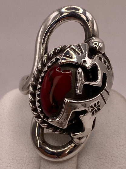 Anillo Kokopelli de Plata Ley 925 con Coral Roj, sello de autenticidad Plata Ley .925