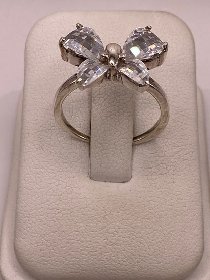 Anillo Mariposa Brillante con Zirconias en Plata Ley 925, vista frontal