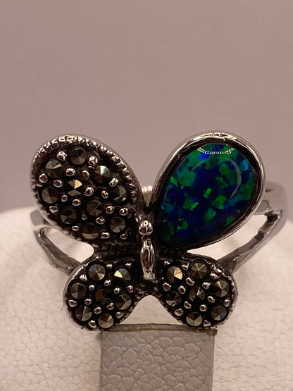 Anillo Mariposa de Plata Ley 925 con Ópalo de Fuego y Marquesitas, vista posterior