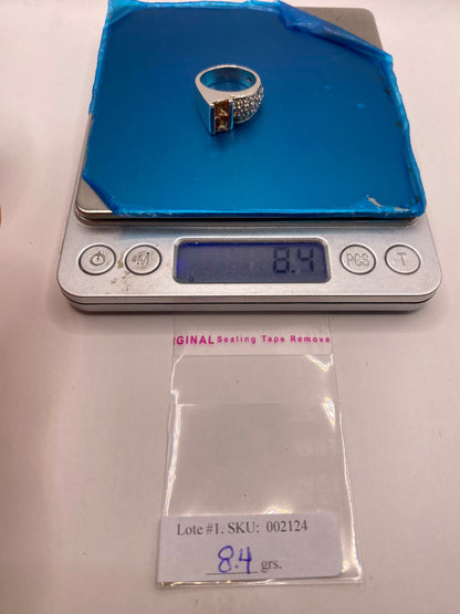 Anillo Moderno con Zirconia Color Champagne en Plata Ley 925, peso en gramos (báscula)